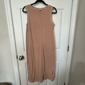 Old Navy Sleeveless Midi Dress